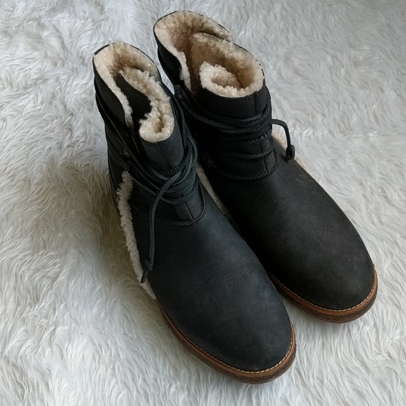 UGG Luisa Black Wraparound Boots - Picture 3 of 9